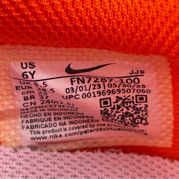 NEW Nike Air Max 1 SE Sail Blue Orange Athletic Sneaker Shoe Womens Size 7.5 - Picture 9 of 9